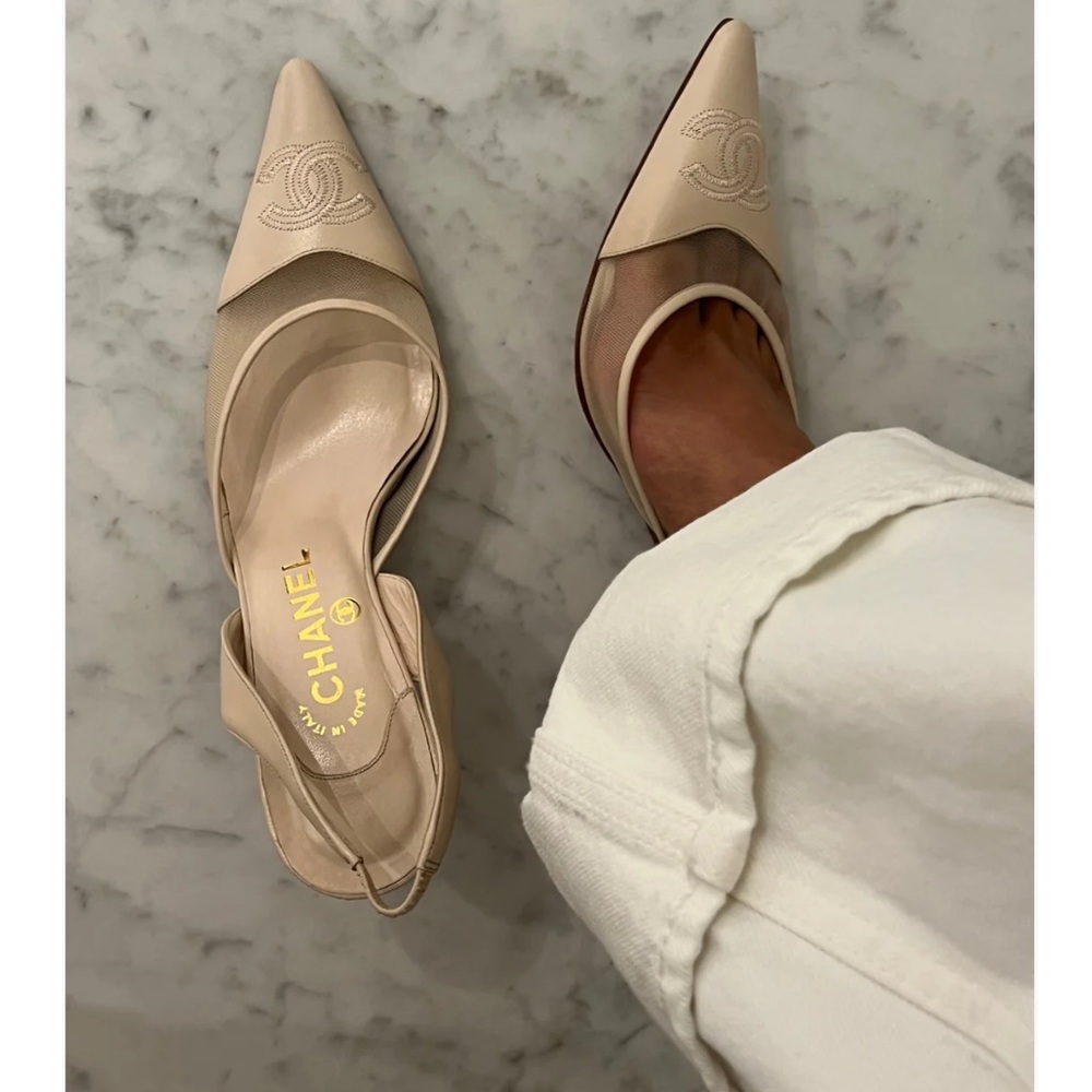 CHANEL Beige and Cream Mesh Slingback Heels